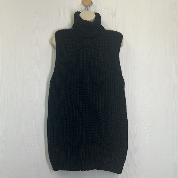 H&M - Black Relaxed Chunky Knit Long Sleeveless Turtleneck Sweater Size XS - Picture 2 of 10